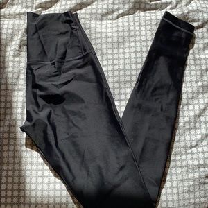 Lulu lemon leggings shiny